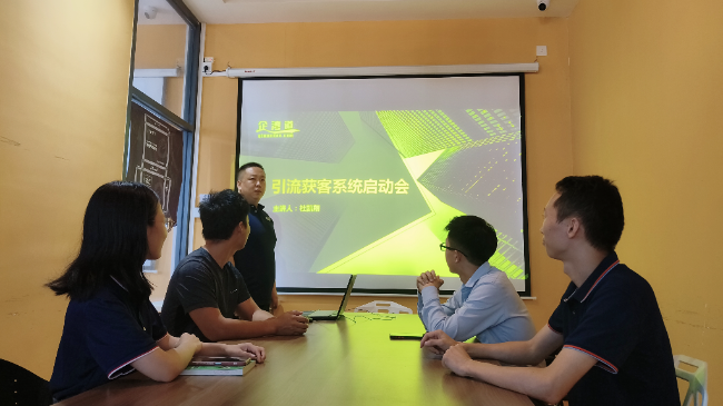 珠海中山短视频拍摄深圳代运营公司：95%的企业做短视频，为何粉丝难破千？露脸、真诚、重复——这看似最笨的方法，正在悄悄奖励那5%的清醒者